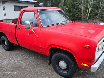 Dodge D150 Museorek 4.0 Mitsu 6 diesel lyhyt lavainen, ilmoituksen kuva