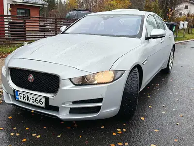 Jaguar XE E-Performance, ilmoituksen kuva