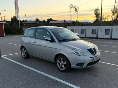 Lancia Ypsilon 1,4 16V, ilmoituksen kuva