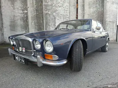 Daimler Muu Sovereign Saloon 2.8, Sunroof, ilmoituksen kuva