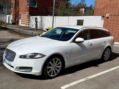 Jaguar XF Sportbrake 2,2 i4 Td 163 Business, ilmoituksen kuva