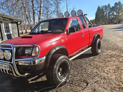 Nissan King Cab, ilmoituksen kuva