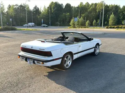 Chrysler Le Baron, ilmoituksen kuva