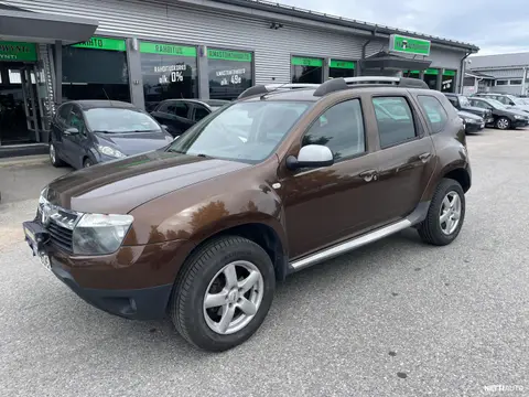 Dacia Duster 1.5 dCi 4 wd 110 hp Laureate / Erämiehen päiväuni / 2 h pakettiauto / Rahoituskorko alk. 0 % /