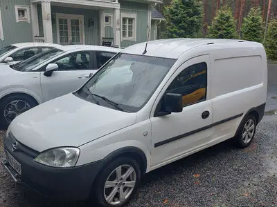 Opel Combo Van, ilmoituksen kuva
