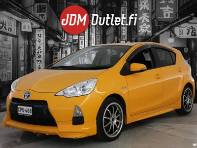 Toyota Aqua Hybrid / NHP10 / PIRTSAKKA JA NÄPPÄRÄ EKO-TOYOTA / ALK.159 EUR/KK, ilmoituksen kuva
