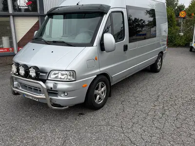 Peugeot Muu Boxer rekisteröity 8- hengelle + 2 maakuupaikkaa, ilmoituksen kuva