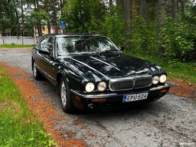 Jaguar XJ8 XJ8 Sovereign, ilmoituksen kuva