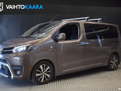Toyota Proace Verso Family L1 2,0 D 180 Automaatti # Suomi-auto, Huoltokirja, Vetokoukku, HUD, Keyless, P-Kamera, Sähkö sivuovet #, ilmoituksen kuva