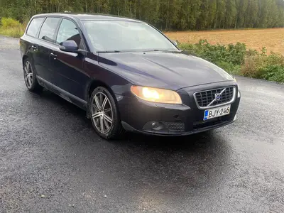 Volvo V70, ilmoituksen kuva