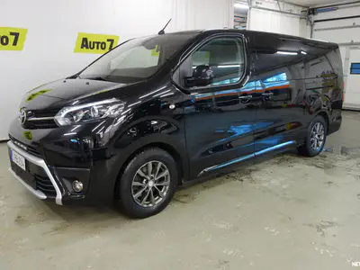 Toyota Proace Verso Family L2 2,0 D 180hv Aut. ESTEETÖN TAKSI, MATALALATTIA, INVALUISKA, VARUSTELTU SUOMIAUTO, HYVIN HUOLLETTU!!, ilmoituksen kuva