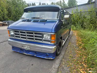 Dodge Ram B250, ilmoituksen kuva