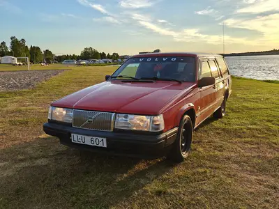 Volvo 745, ilmoituksen kuva