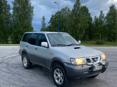 Nissan Terrano, ilmoituksen kuva