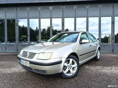 Volkswagen Bora 4D BORA SEDAN 1.6 TRENDLINE 102 HV AUTOMAATTI **JUURI JAKOHIHNA VAIHDETTU !, LOHKO+SIS., ILMASTOINTI!, VAIN 161 TKM!**, ilmoituksen kuva