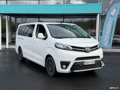 Toyota Proace Verso Active L2 1,5 D 120 ** 9-Paikkainen / Webasto / 1. Om-Suomi-auto / Vetokoukku / P-kamera / Tutkat / Navi / Blis **, ilmoituksen kuva