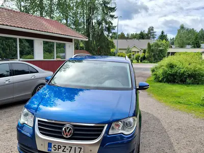 Volkswagen Touran, ilmoituksen kuva