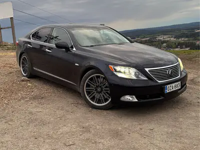 Lexus LS 600h 4WD (Hybrid), ilmoituksen kuva