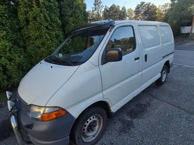 Toyota Hiace, ilmoituksen kuva
