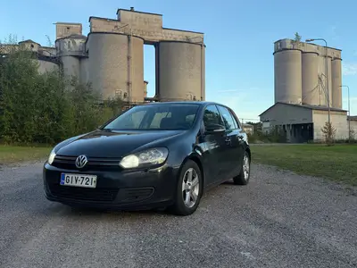 Volkswagen Golf Comfortline 2,0 TDI 81 kW 4-ovinen, ilmoituksen kuva