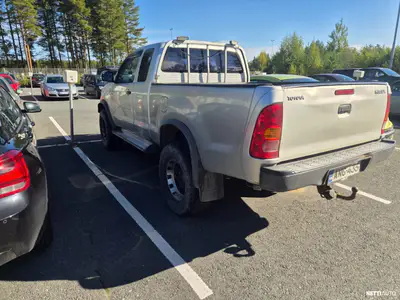 Toyota Hilux 4x4, ilmoituksen kuva