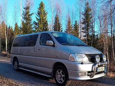 Toyota Hiace 2,5 D-4D 117 5ov 4WD, ilmoituksen kuva