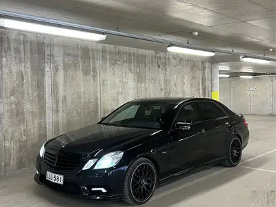 Mercedes-Benz E CDI 4Matic, ilmoituksen kuva
