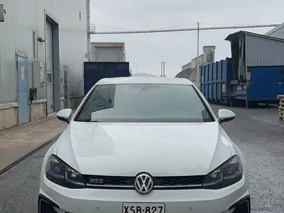 Volkswagen Golf GTE Plug-In Hybrid 150 kW (204 hv) DSG-automaatti, ilmoituksen kuva