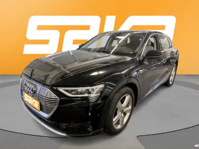 Audi e-tron Advanced 55 quattro ** Panorama / 360° / HUD / Ilma-alusta / Nahkasisusta / LED / Ambient / Adapt.Vakkari / Keyless **, ilmoituksen kuva